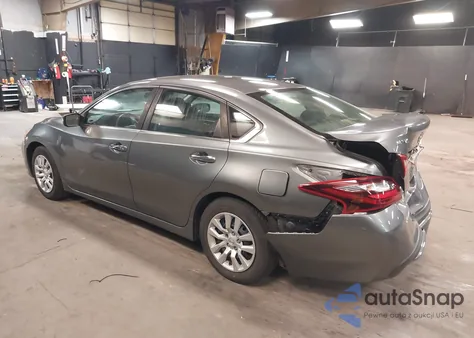 2017 Nissan Altima 2.5 S z USA, uszkodzony, nr VIN 1N4AL3AP8HC235609